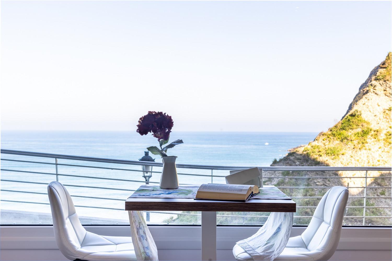 Apartamentos Kresala - Vistas Al Mar Getaria Εξωτερικό φωτογραφία